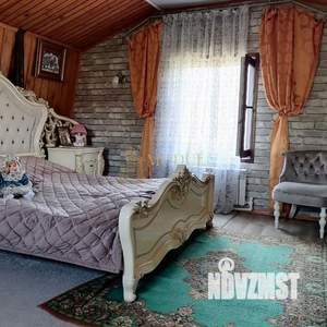 Дом 42м&sup2;, 2-этажный, участок 6 сот.  