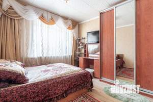 Коттедж 200м&sup2;, 3-этажный, участок 6 сот.  