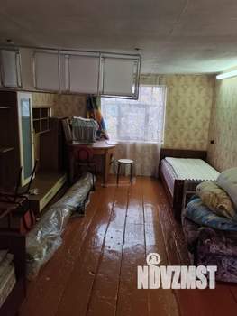 Дом 50м&sup2;, 2-этажный, участок 4 сот.  