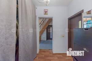Дом 140м², 2-этажный, участок 10 сот.  