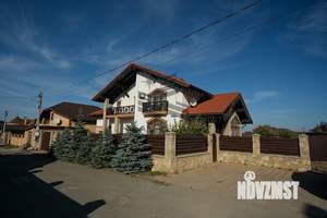 Дом 286м², 2-этажный, участок 15 сот.  