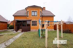 Дом 302м², 3-этажный, участок 10 сот.  