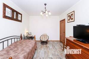 Коттедж 229м&sup2;, 2-этажный, участок 7 сот.  