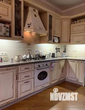 Дом 142м&sup2;, 2-этажный, участок 8 сот.  