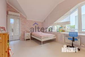Дом 224м², 2-этажный, участок 5 сот.  