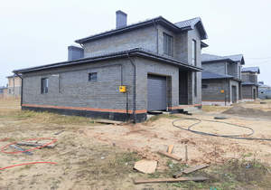 Дом 190м&sup2;, 2-этажный, участок 5 сот.  