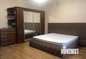 Таунхаус 230м&sup2;, 2-этажный, участок 7 сот.  