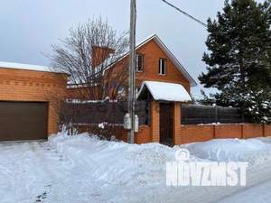 Коттедж 129м&sup2;, 2-этажный, участок 10 сот.  