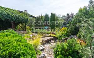 Дом 752м&sup2;, 2-этажный, участок 23 сот.  