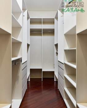 Дом 450м&sup2;, 3-этажный, участок 11 сот.  