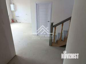 Дом 130м&sup2;, 2-этажный, участок 4 сот.  