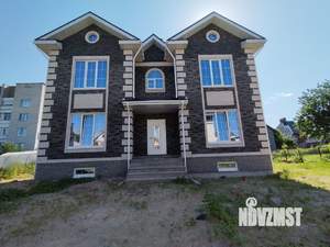 Коттедж 240м², 2-этажный, участок 6 сот.  