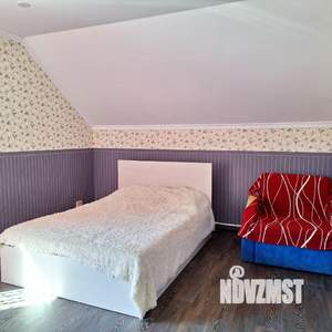 Коттедж 230м², 2-этажный, участок 7 сот.  