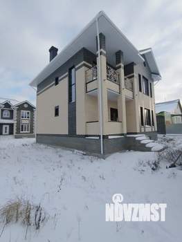 Коттедж 240м&sup2;, 2-этажный, участок 6 сот.  