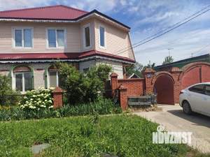 Коттедж 220м², 2-этажный, участок 10 сот.  