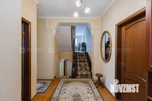 Дом 180м&sup2;, 2-этажный, участок 6 сот.  