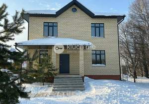 Дом 174м&sup2;, 2-этажный, участок 6 сот.  