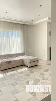 Дом 222м², 2-этажный, участок 10 сот.  