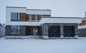 Дом 386м&sup2;, 2-этажный, участок 10 сот.  