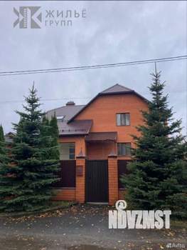 Коттедж 385м&sup2;, 2-этажный, участок 10 сот.  