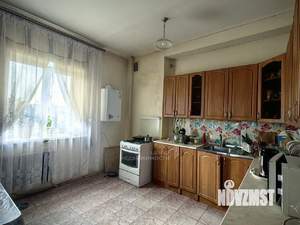 Дом 231м&sup2;, 2-этажный, участок 6 сот.  