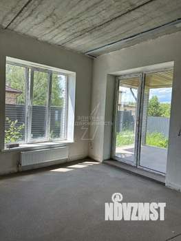 Дом 137м&sup2;, 2-этажный, участок 5 сот.  