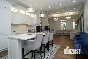 Дом 345м², 3-этажный, участок 20 сот.  