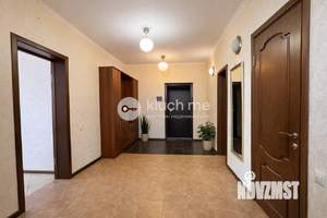 Дом 290м&sup2;, 2-этажный, участок 12 сот.  