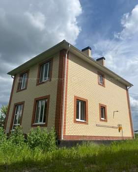 Дом 152м&sup2;, 2-этажный, участок 0 сот.  