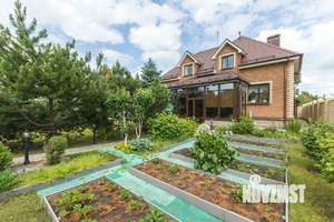 Дом 294м&sup2;, 2-этажный, участок 10 сот.  