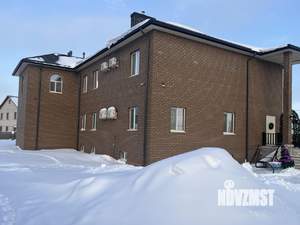 Коттедж 600м&sup2;, 3-этажный, участок 16 сот.  