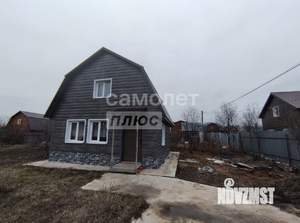 Дом 52м², 2-этажный, участок 6 сот.  