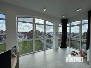 Дом 379м², 3-этажный, участок 14 сот.  