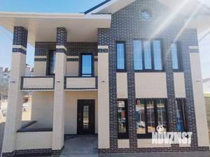 Коттедж 240м², 2-этажный, участок 6 сот.  