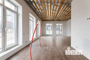 Дом 229м&sup2;, 2-этажный, участок 8 сот.  