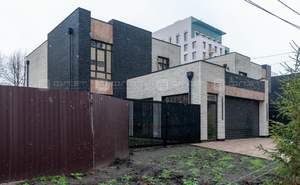 Дом 192м², 2-этажный, участок 0 сот.  