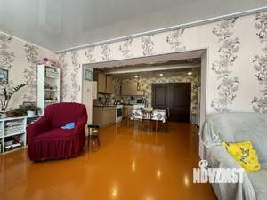 Дом 168м&sup2;, 1-этажный, участок 11 сот.  