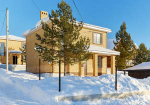 Дом 109м&sup2;, 2-этажный, участок 4 сот.  