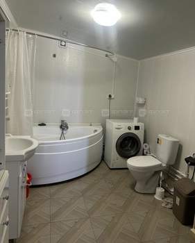 Дача 77м&sup2;, 2-этажный, участок 0 сот.  