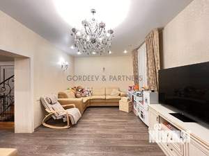 Дом 94м², 2-этажный, участок 4 сот.  