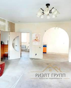 Дом 150м², 2-этажный, участок 9 сот.  