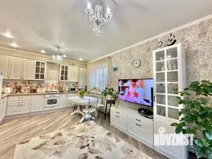 Дом 120м², 2-этажный, участок 4 сот.  