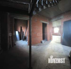 Дом 188м&sup2;, 2-этажный, участок 9 сот.  