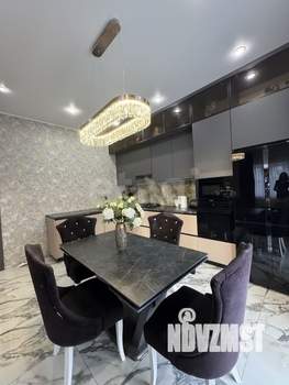 Дом 200м², 3-этажный, участок 4 сот.  