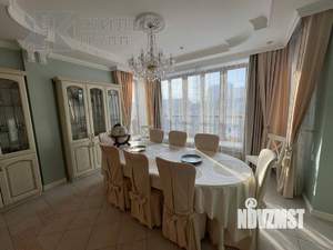 Дом 805м², 3-этажный, участок 12 сот.  