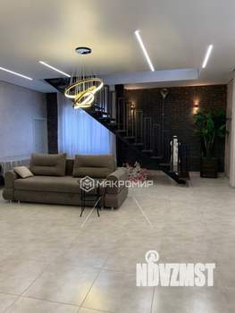 Дом 218м&sup2;, 2-этажный, участок 5 сот.  