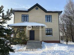 Дом 174м&sup2;, 2-этажный, участок 6 сот.  