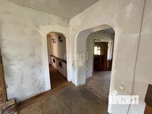 Дом 948м&sup2;, 2-этажный, участок 10 сот.  