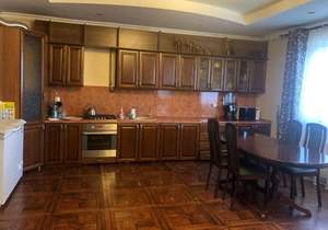 Дом 230м&sup2;, 2-этажный, участок 8 сот.  