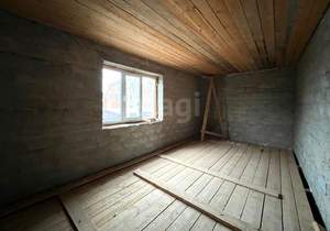 Дом 185м&sup2;, 3-этажный, участок 5 сот.  